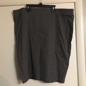 Grey and Black print skirt